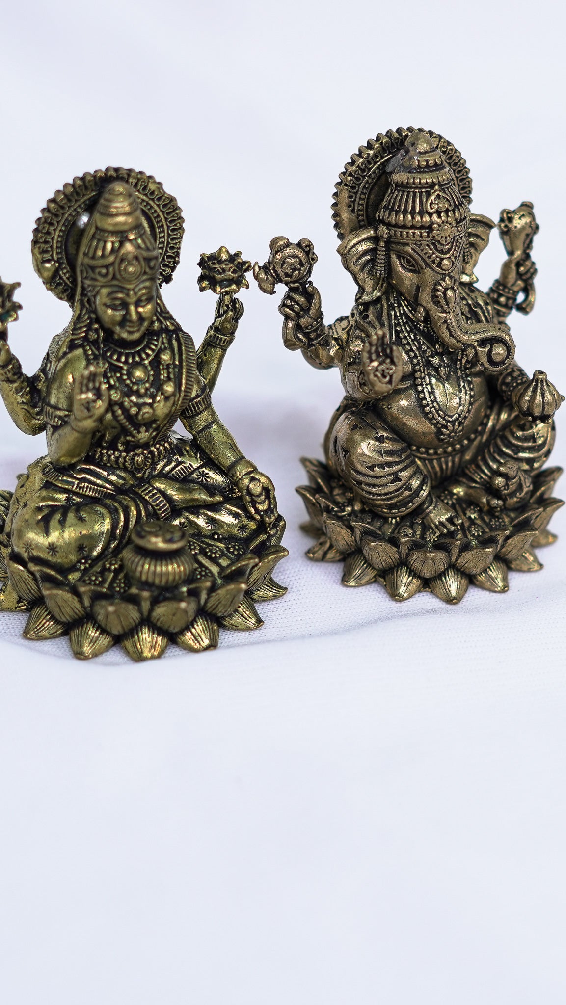 Ganesh Laxmi on Lotus Brass Idle