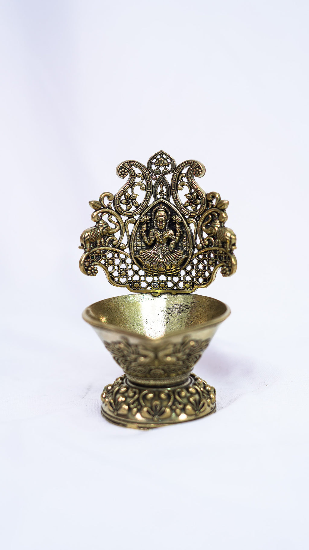 Maa Laxmi Diya Brass Idle