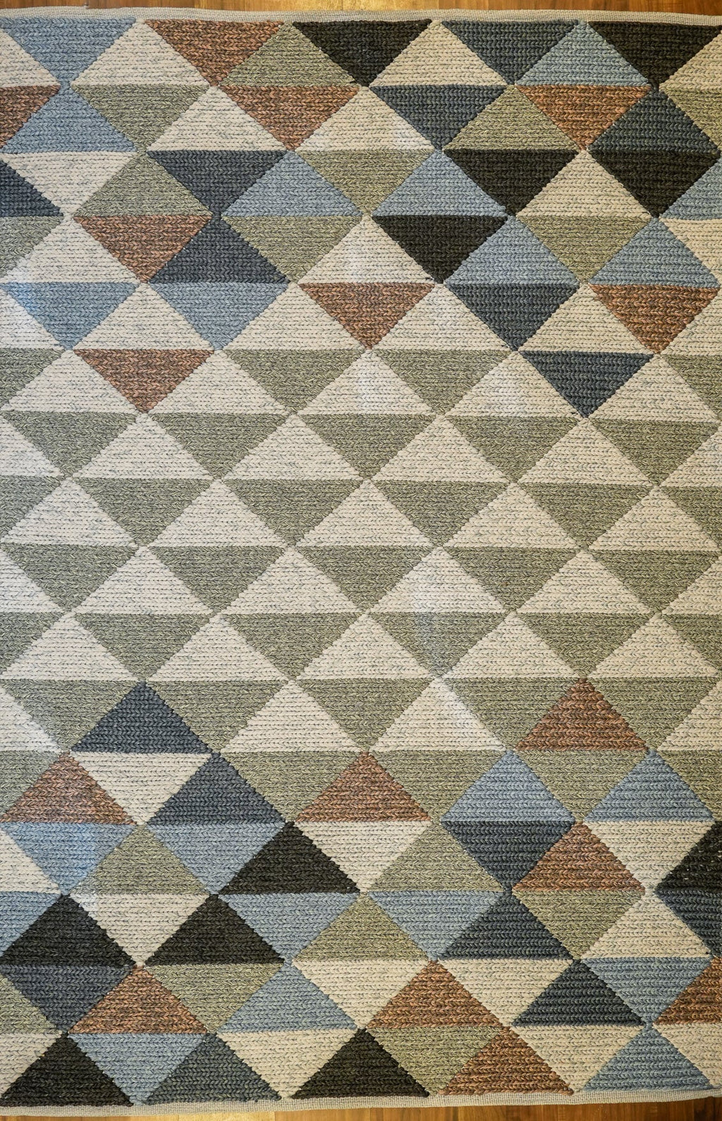 Modern Mosaic Hand-Woven Polypropylene Indoor-Outdoor Rug