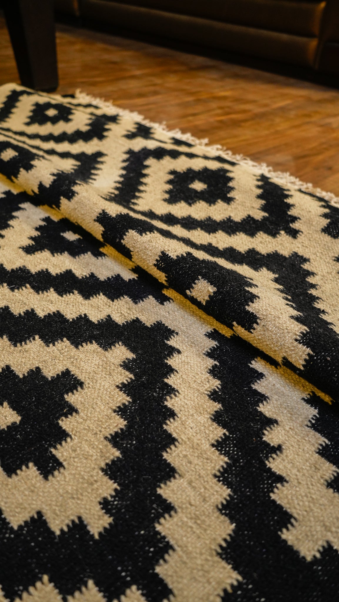 Monochrome Maze Hand-Woven Woolen Kilim Rug