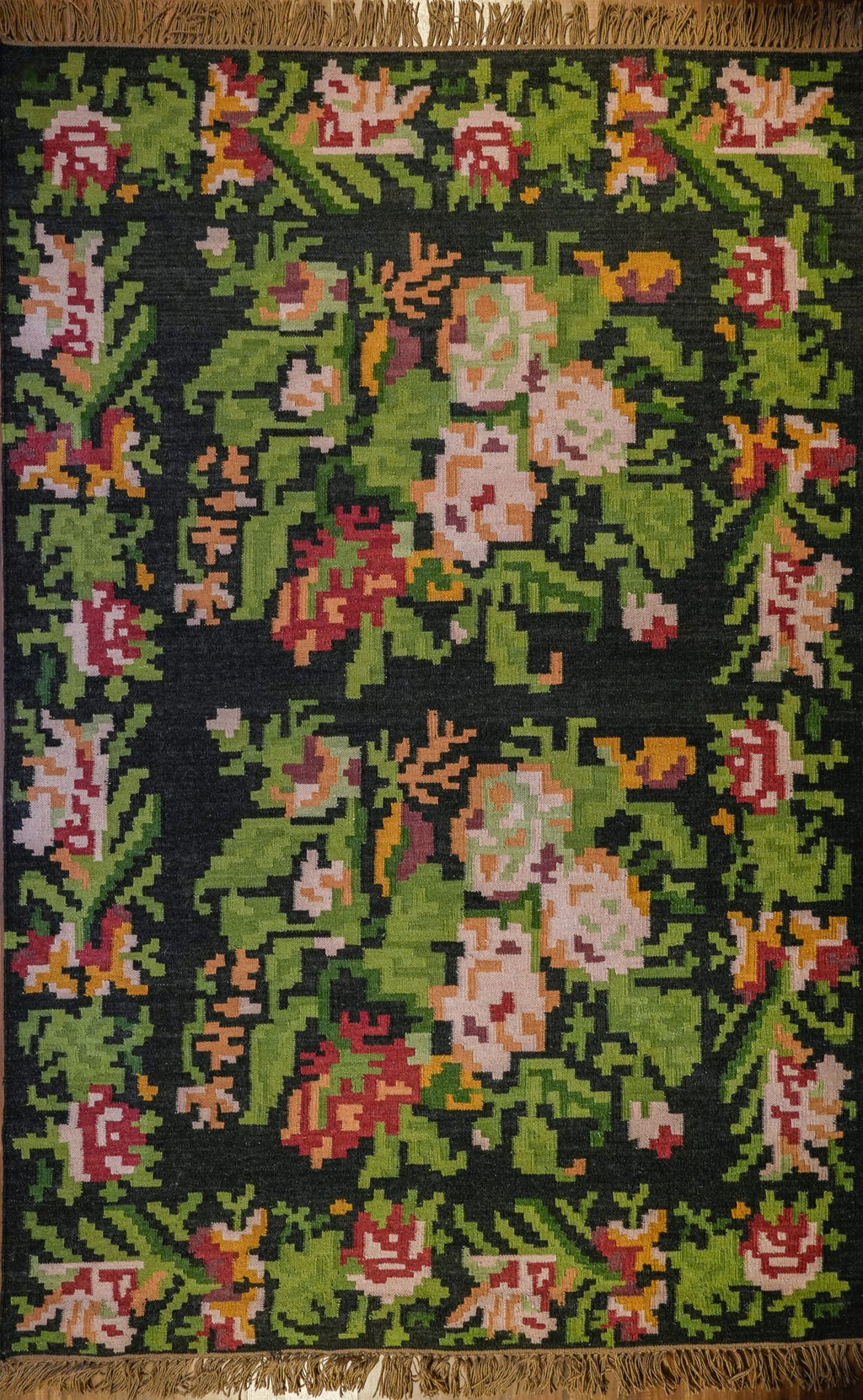 Floral Pixel Garden Hand-Woven Woolen Kilim Rug