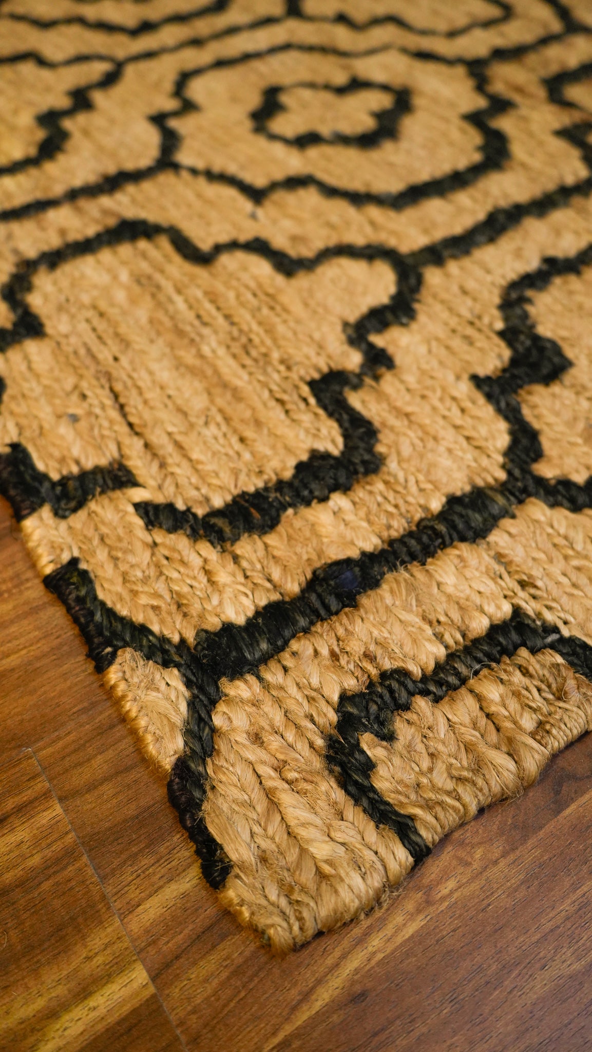 Earthen Motif Jute Rug Hand Woven 100% Jute Rug